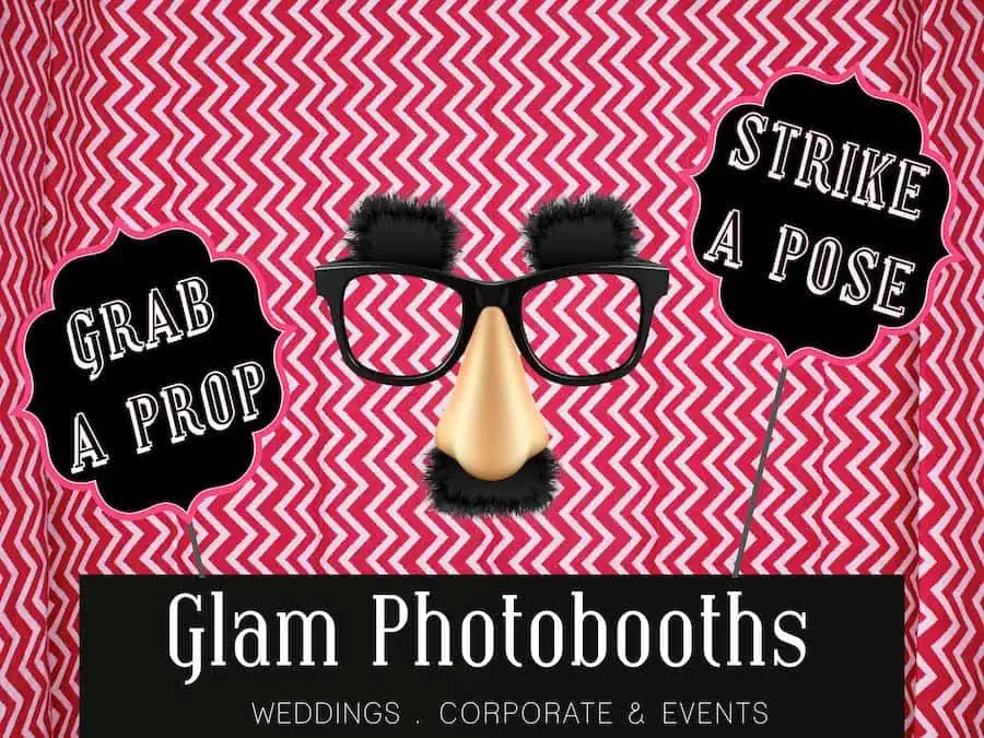 Glam Photobooths Classic Photo Booth Backdrop - Pink Zig Zags